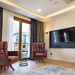 Neta Apartment *